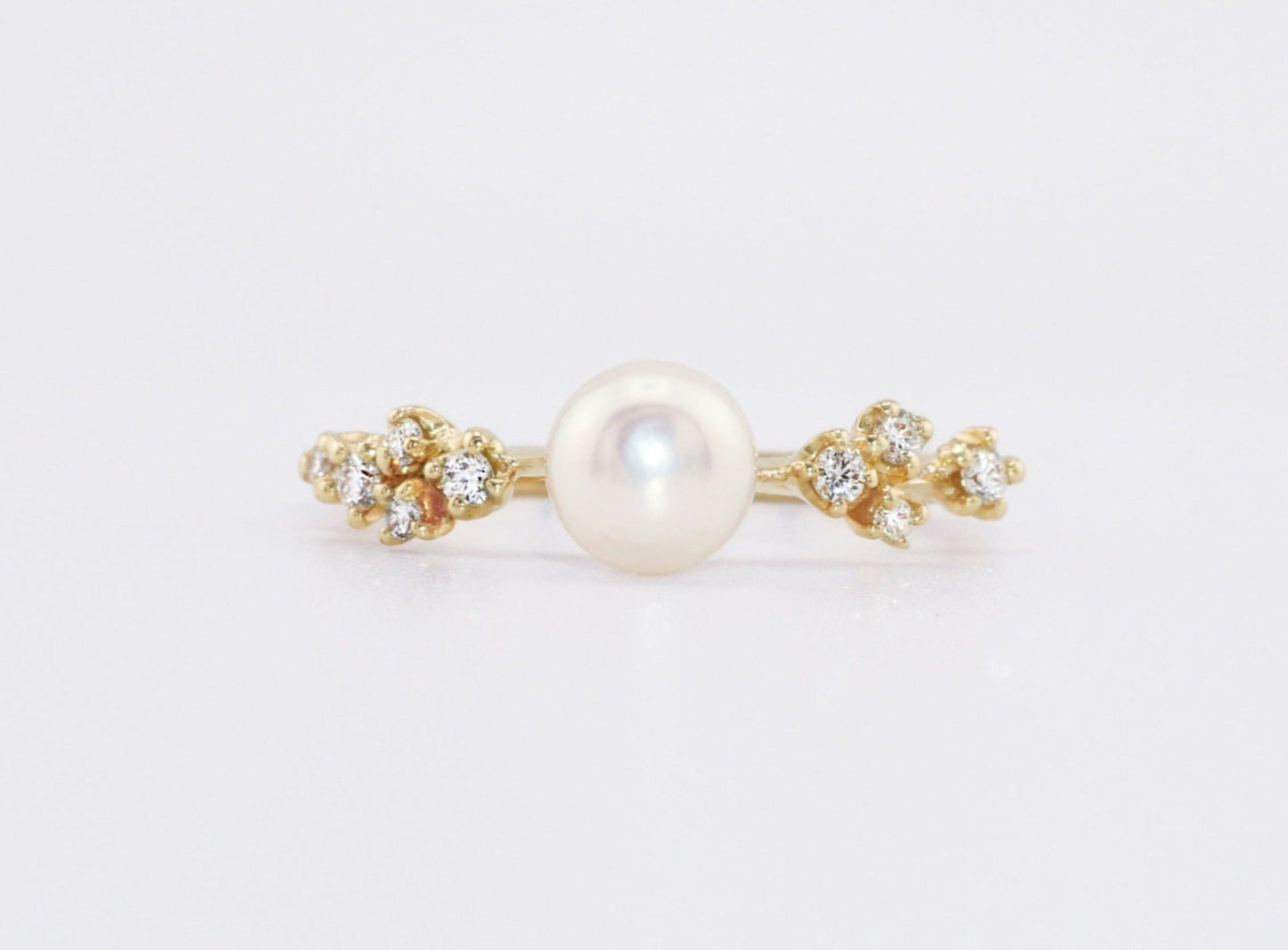 Lumi - Akoya Pearl Ring